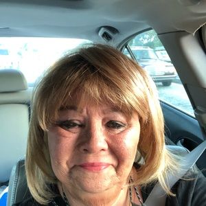 Meet your Posher, Linda